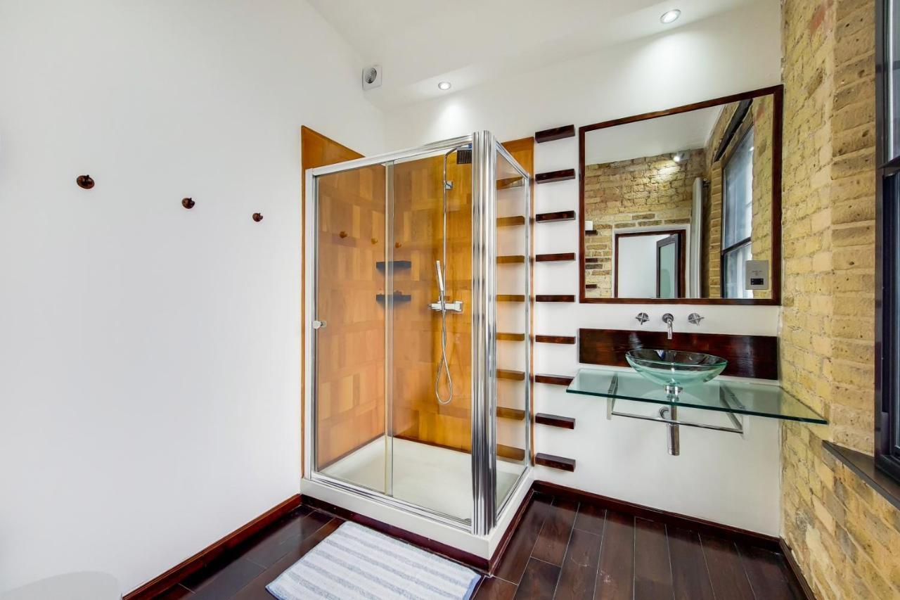 Apartment The Lyall Residences