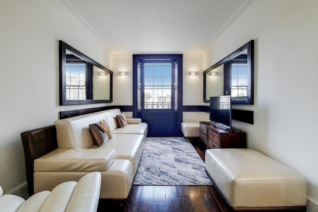 The Lyall Residences Apartment