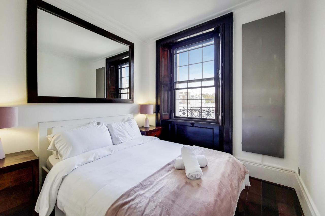 Apartment The Lyall Residences *