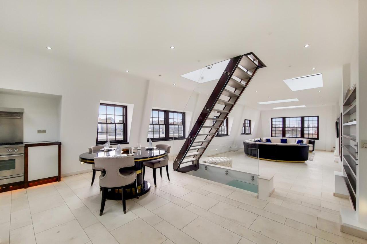 The Lyall Residences Apartment *