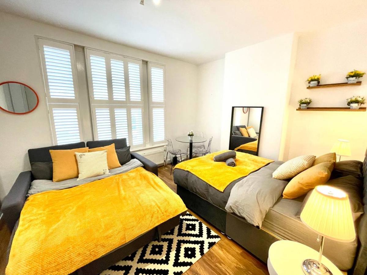 Cosmopolitan Guest house