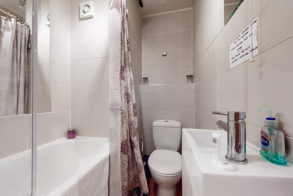 Apartamento Gorgeous 2 Bed Flat With Parking And Garden *