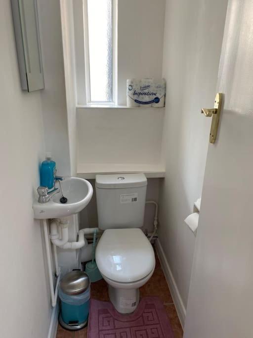 018- Premium Location Regent Park Radley House Apartment London