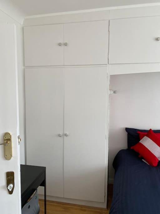 018- Premium Location Regent Park Radley House Apartment London