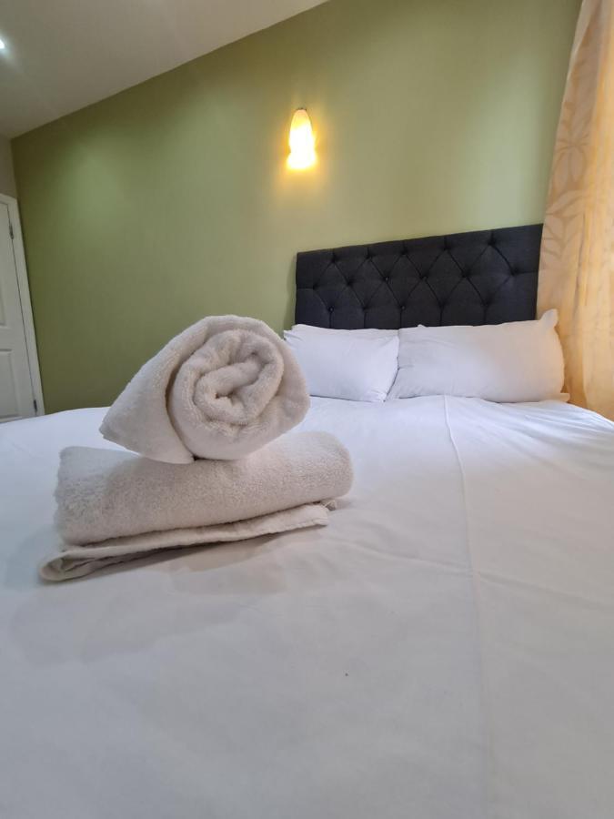Apartamento Lovely En-suite Bedroom R7 *