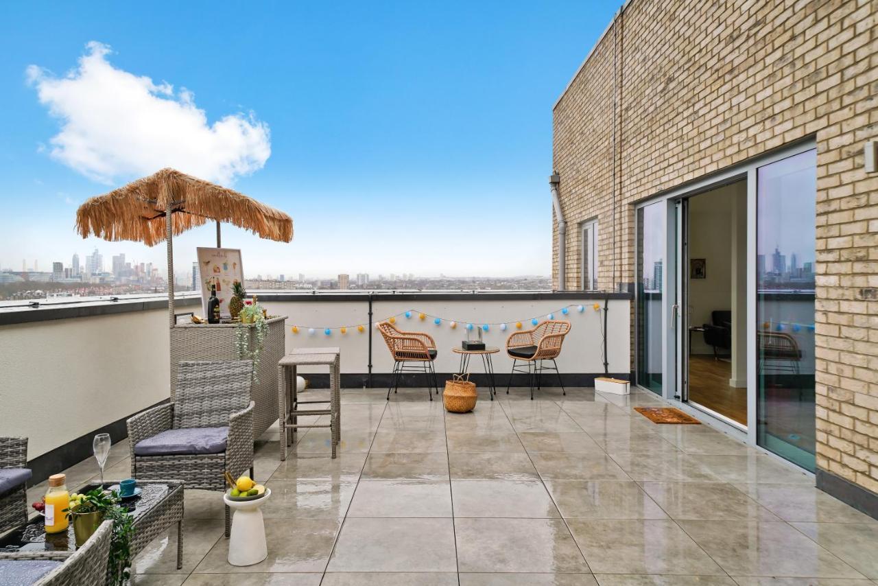 Luxury Penthouse With Enviable Views London