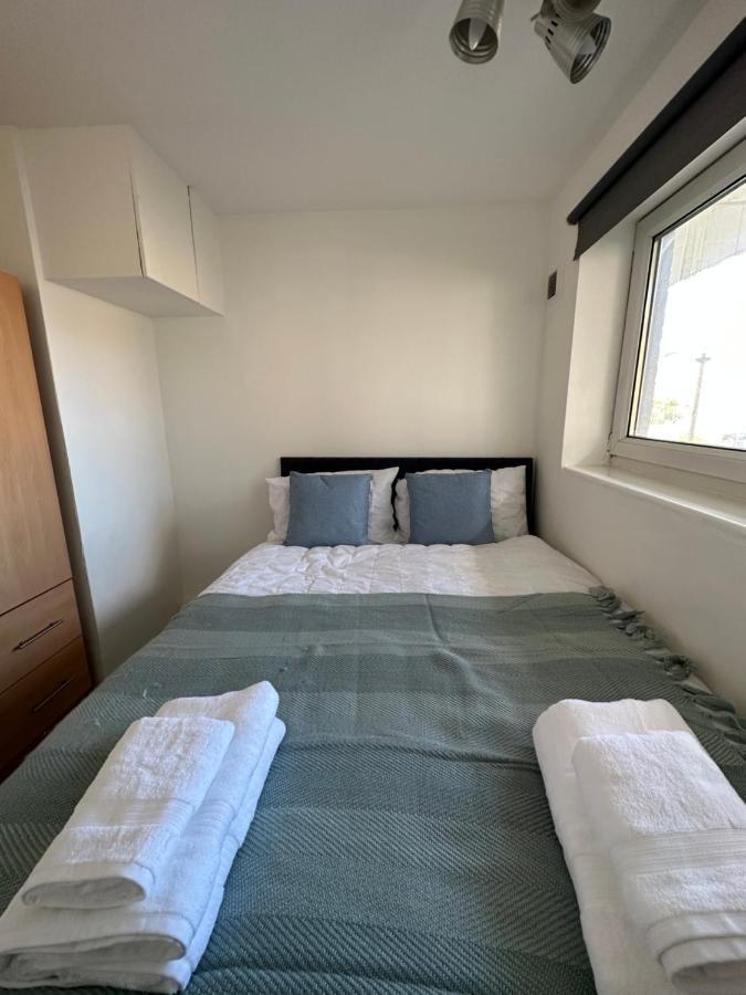 Cozy For Single Use Guest house