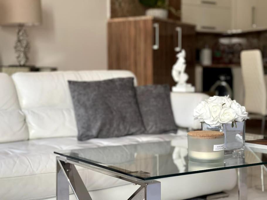 Chelsea Harbour Apartment London