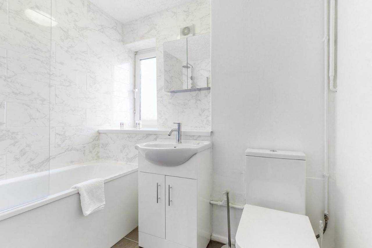 Near To Tower Bridge With Free Parking & View Of The Shard Appartement Londen