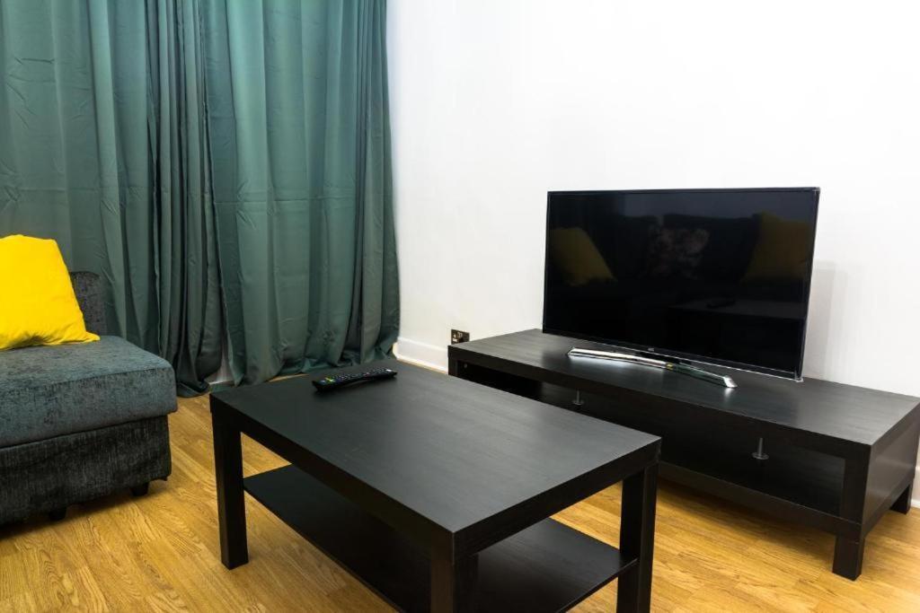 Apartment Oxford Street London