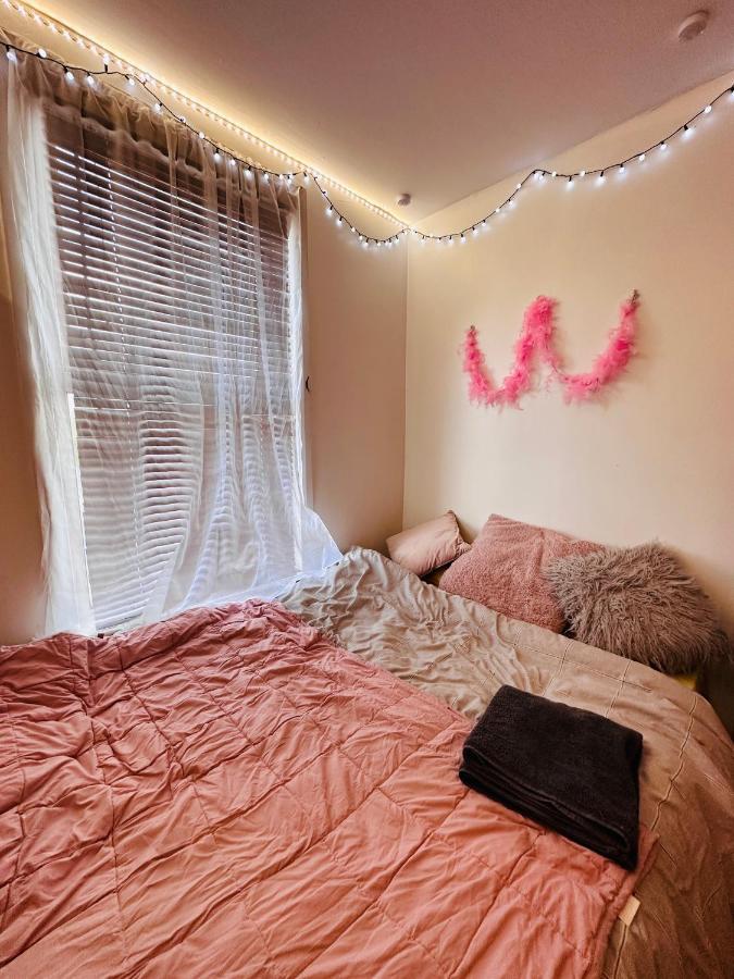 Studio Flat In Stratford Apartment