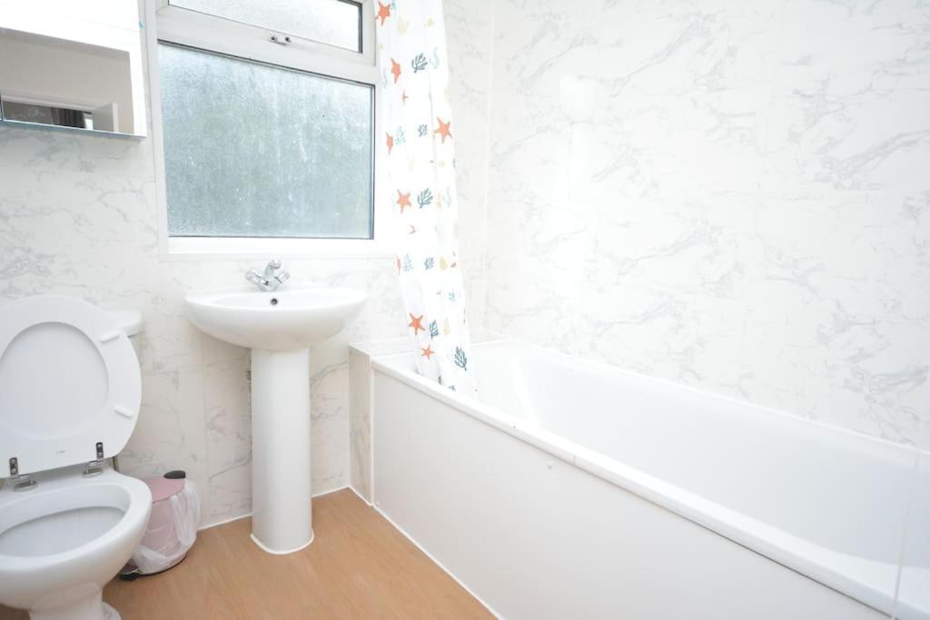 Vakantiehuis 4 Bedroom House In East Londen