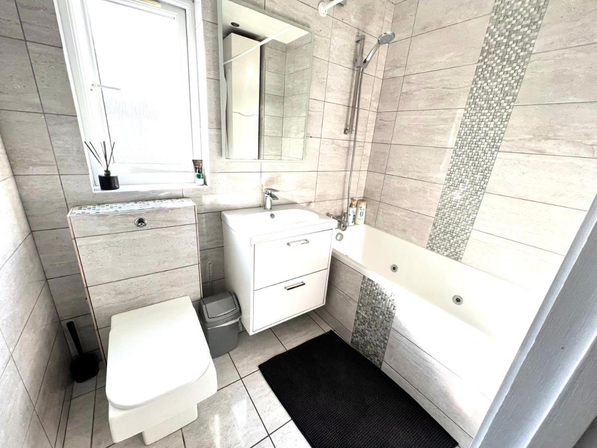 Guest house Comfortable Double For One Person *