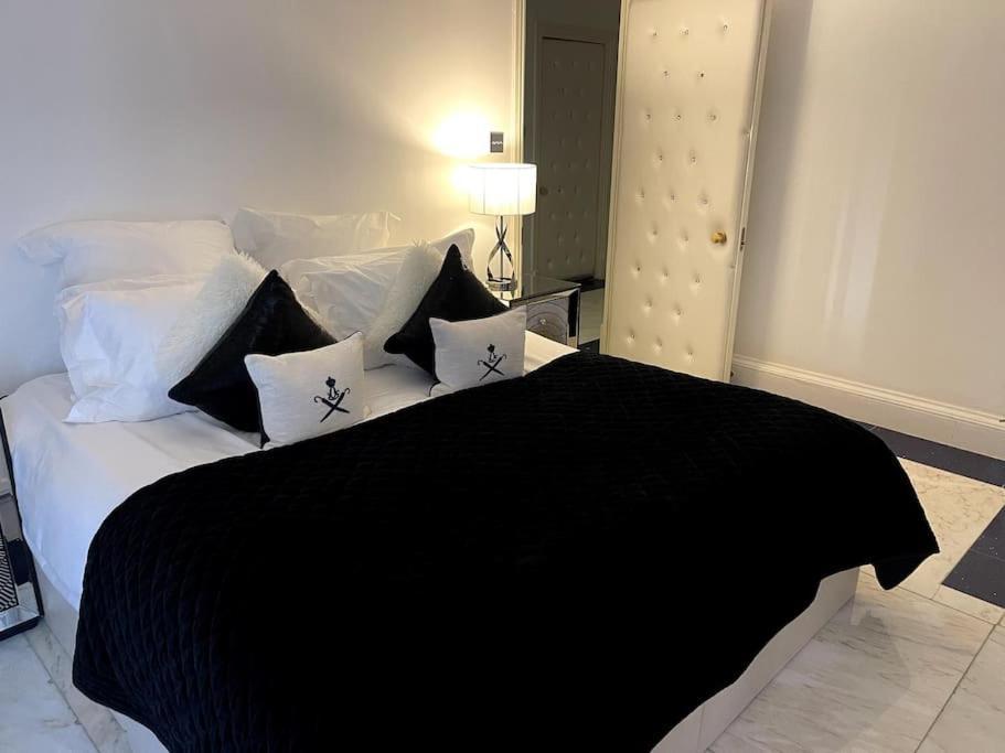 Apartment Chelsea Harbour London