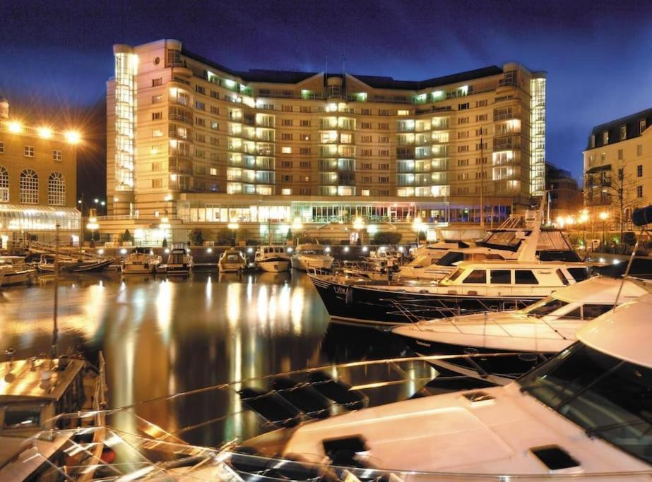 Apartment Chelsea Harbour London