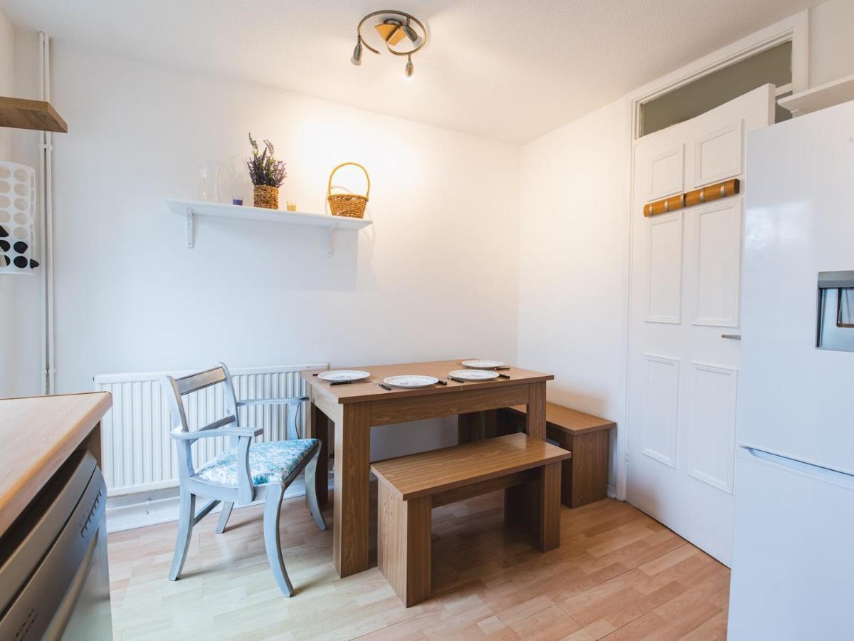 Сasa de vacaciones Pass The Keys Cosy Se House Near Tube Line