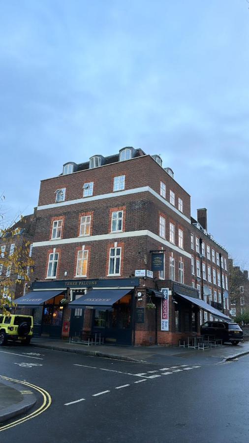 Three Falcons Hotel 4*