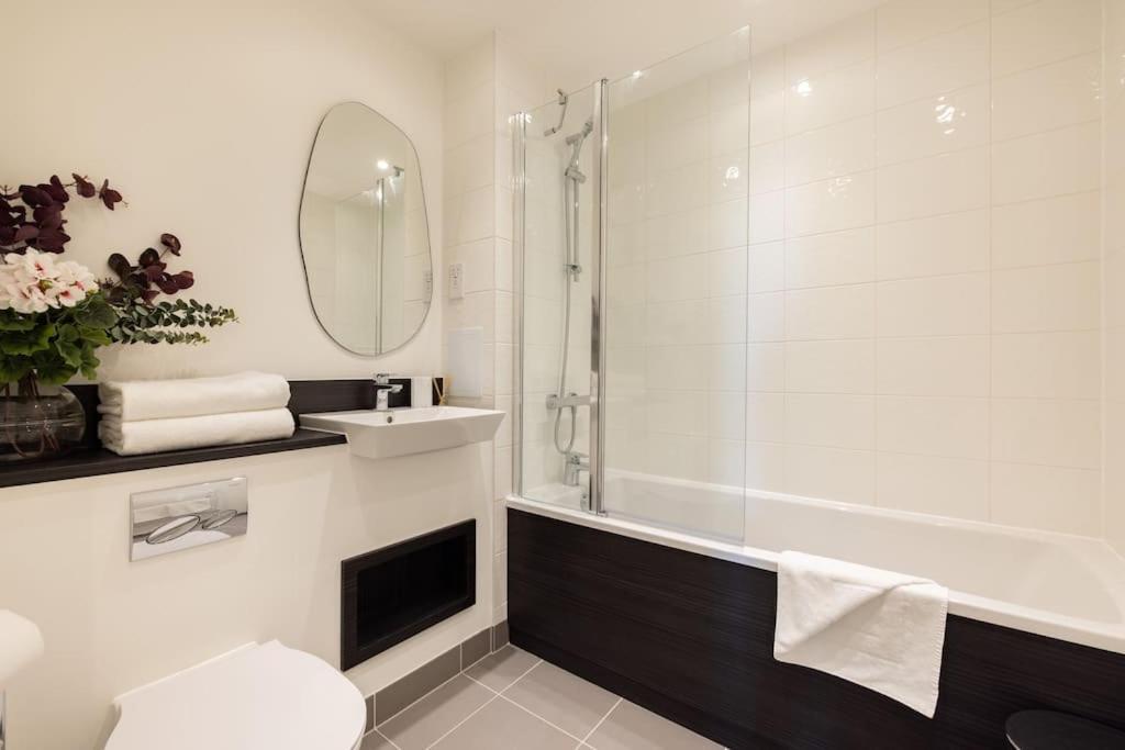 Apartment Wild Roses Serviced - Upton Park *