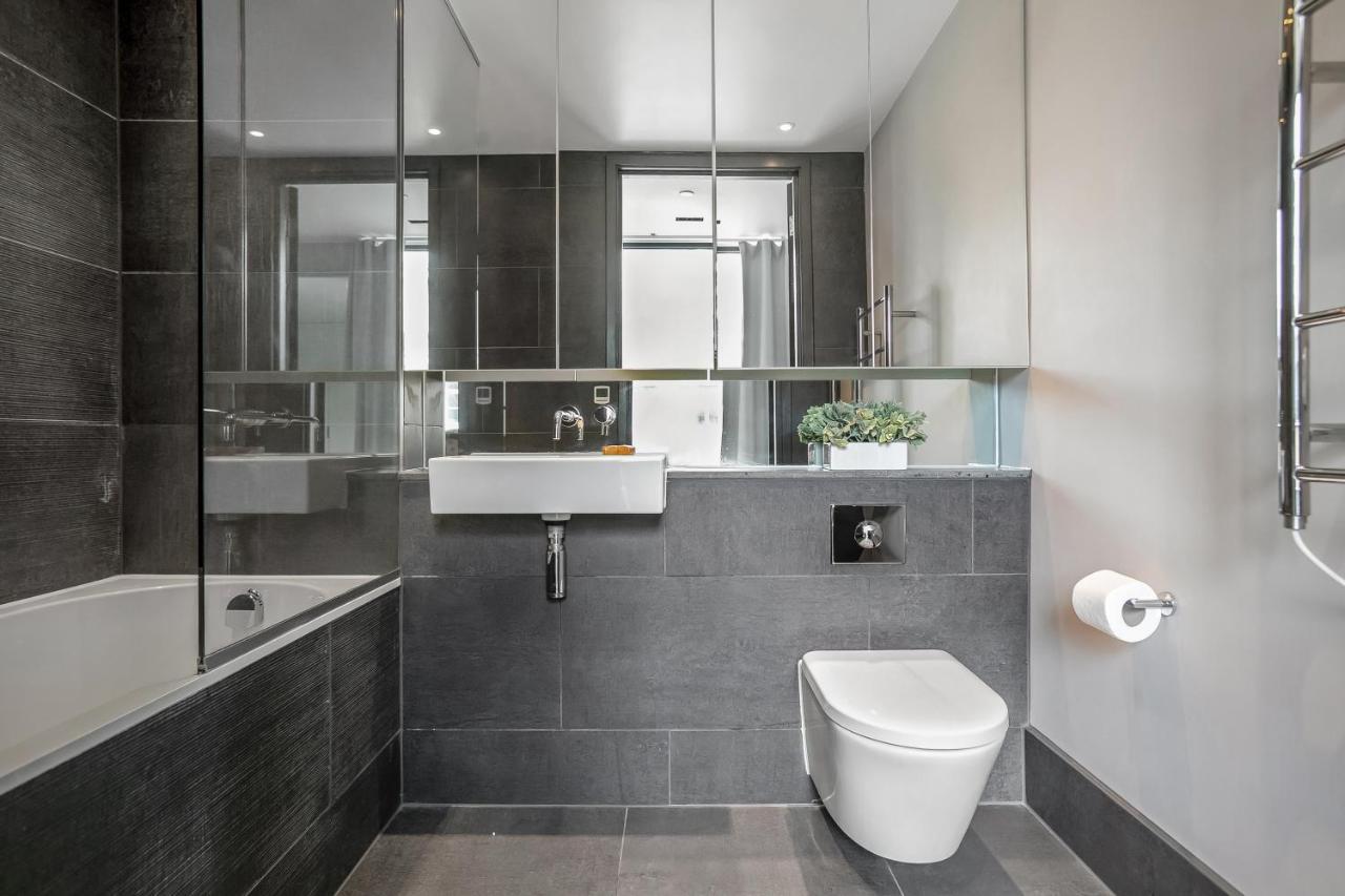 New Build-air Con-2 Bedroom-two Bathrooms 6 Appartement *