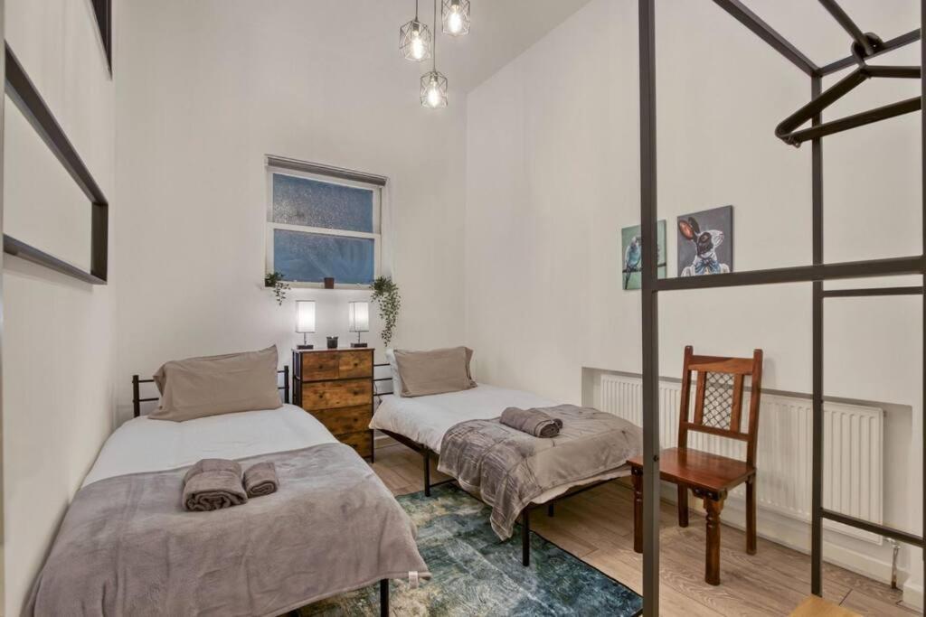 Charming Earls Court * London