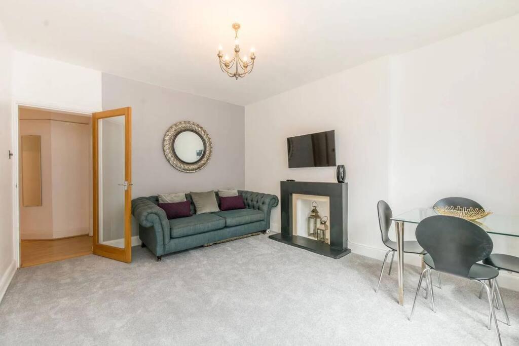 Huge Stunning 2 Bed Marylebone London