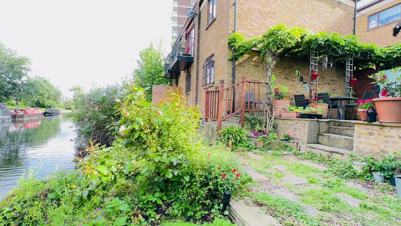 Appartement Amazing Location - Of London- 2 Bedroom Stunning Canal View House With Private Garden,parking & Balcony Londen