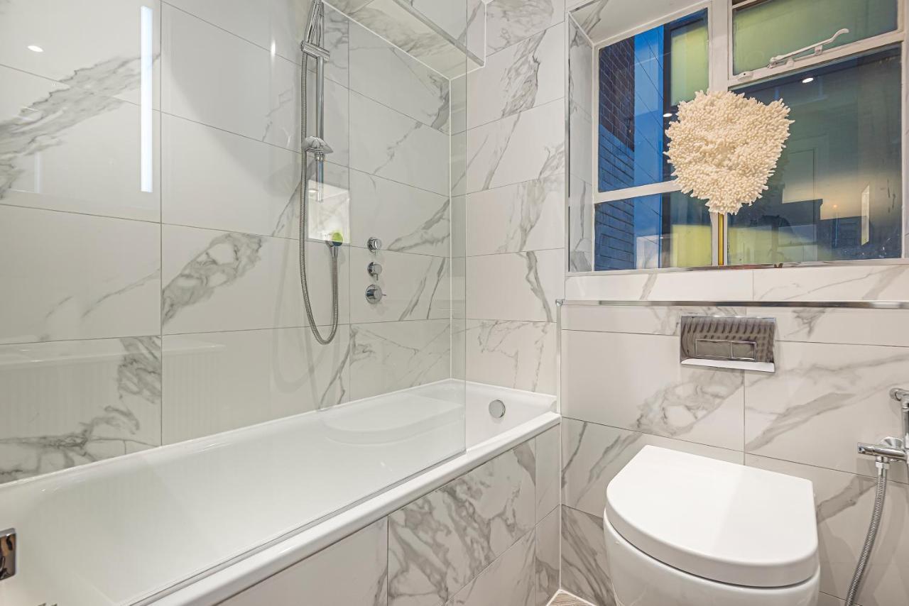 Beautiful 2Bd Flat With Ac And Private Balcony Apartment