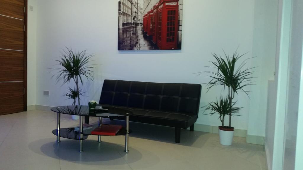 Paradise Accomodation Guest house London
