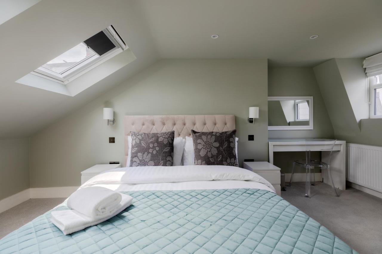Central, Stylish And Spacious 4 Bedroom House 2,5 Bathrooms In Shepherd's Bush London
