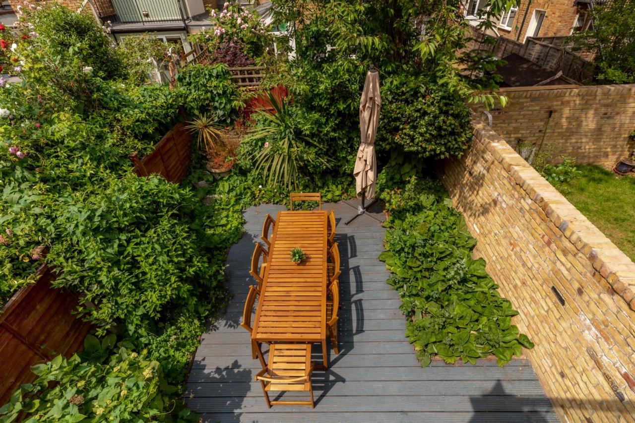 Central, Stylish And Spacious 4 Bedroom House 2,5 Bathrooms In Shepherd's Bush London