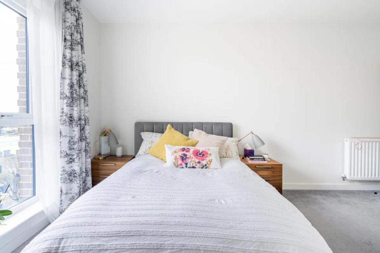 Apartment Sunny Luxury Skyline Flat Near Alexandra Palace, Tottenham Stadium & Drumsheds