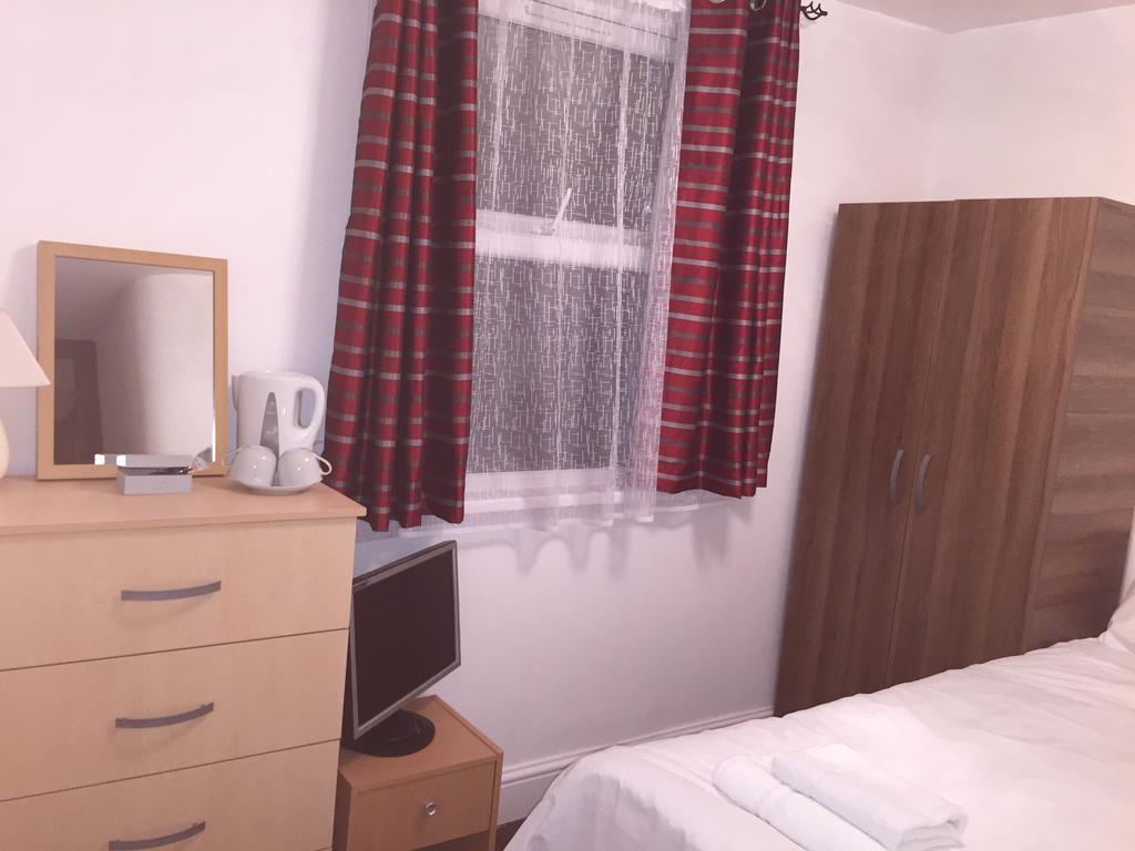 Paradise Accomodation Guest house