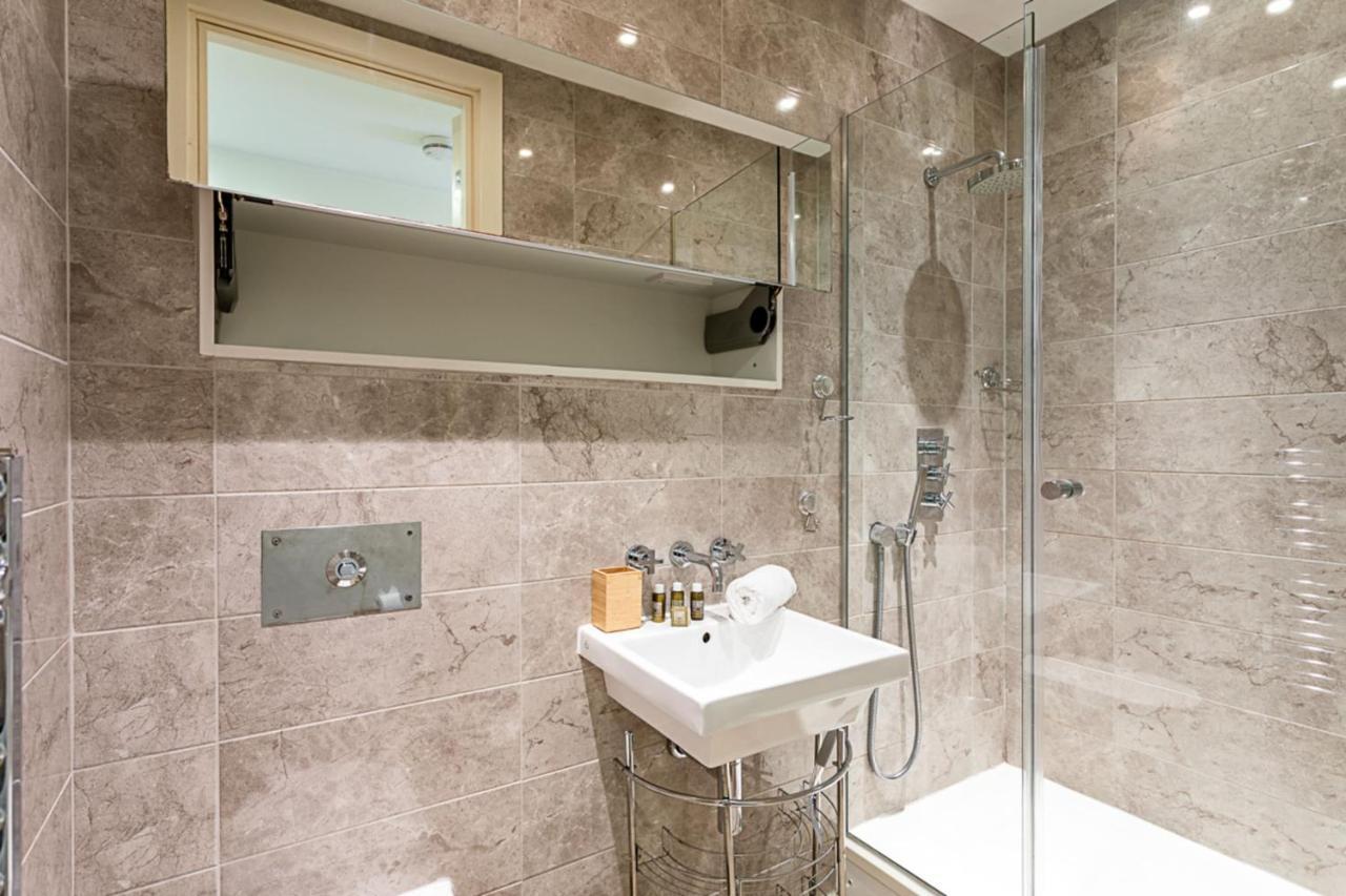 Apartment Holborn Flat With Views London