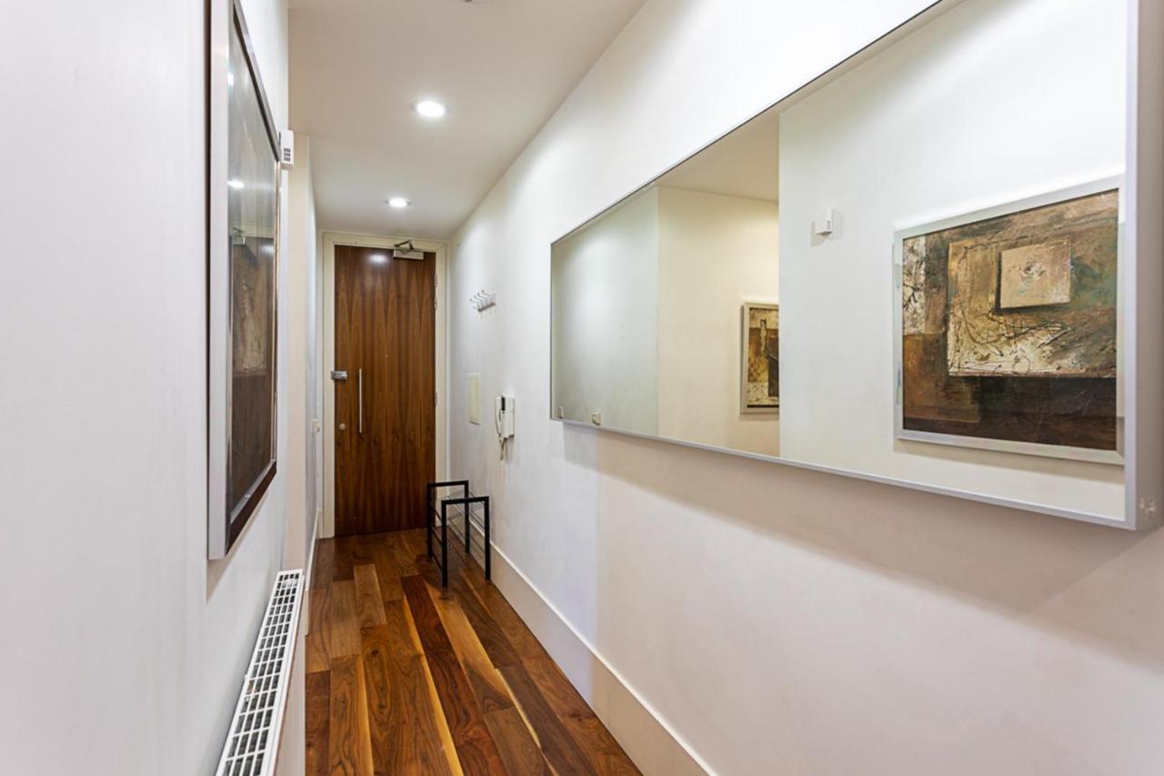 Holborn Flat With Views London