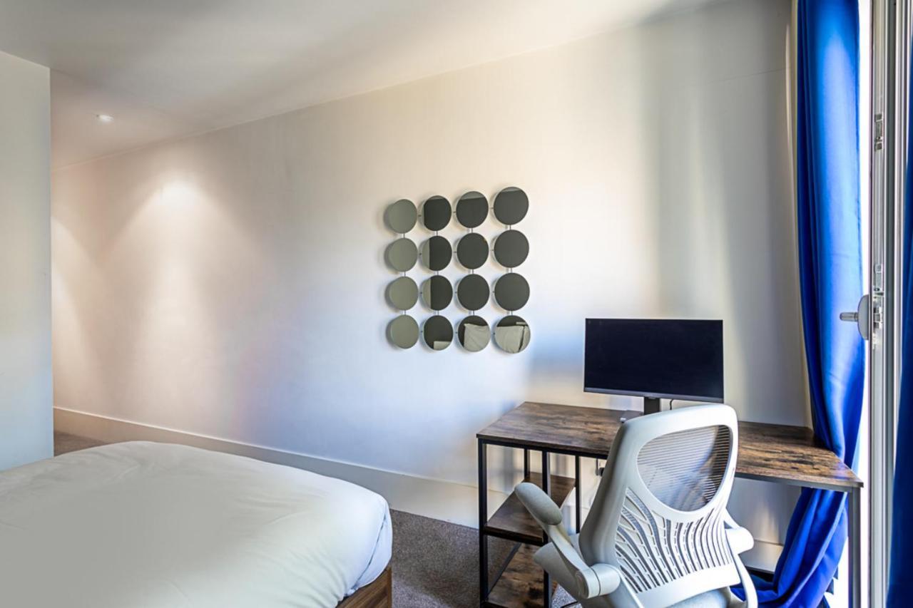 Apartment Holborn Flat With Views