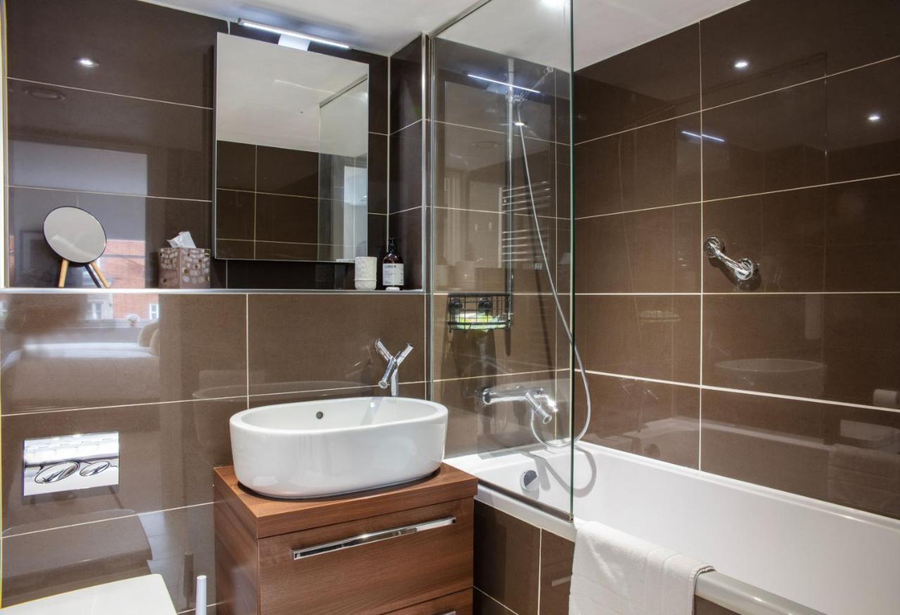 Apartment Kensington High Street One Bed