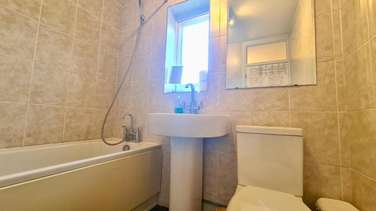 Private In East Ham Habitación en casa particular