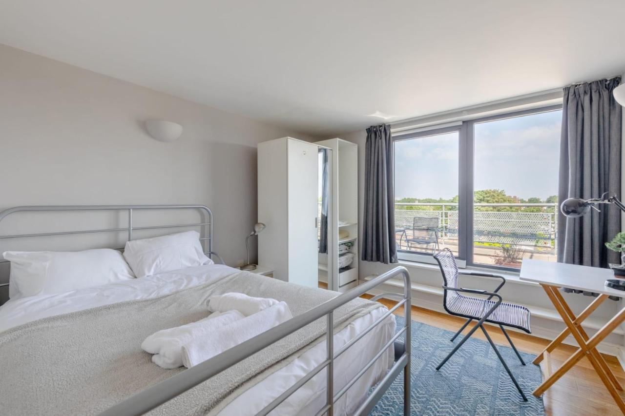 Lovely 2bd Flat With Balcony - Stoke Newington *