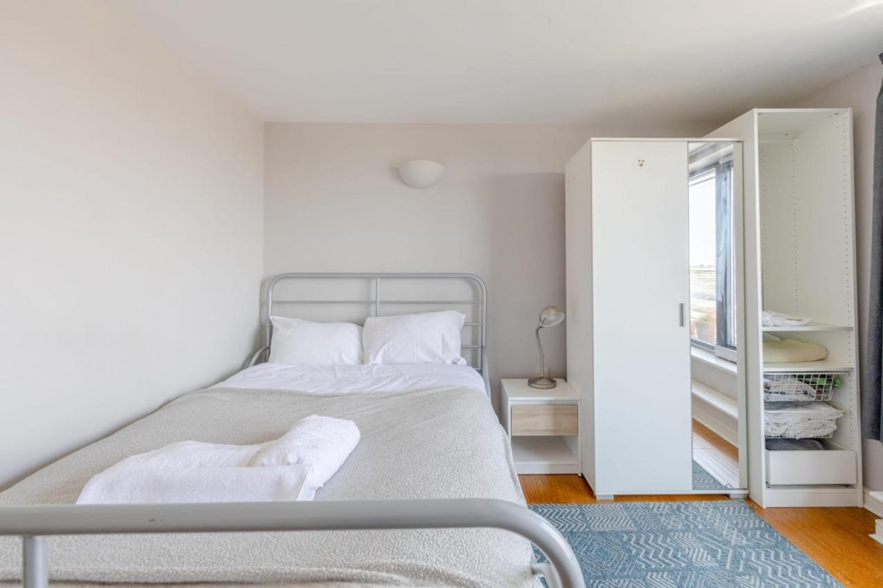 Apartment Lovely 2bd Flat With Balcony - Stoke Newington *