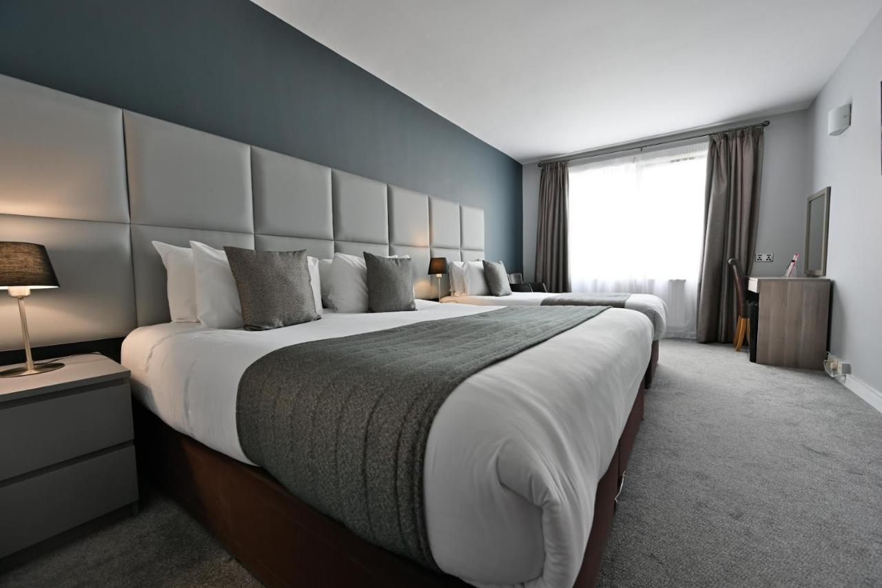 Kensington Court - Earls Court