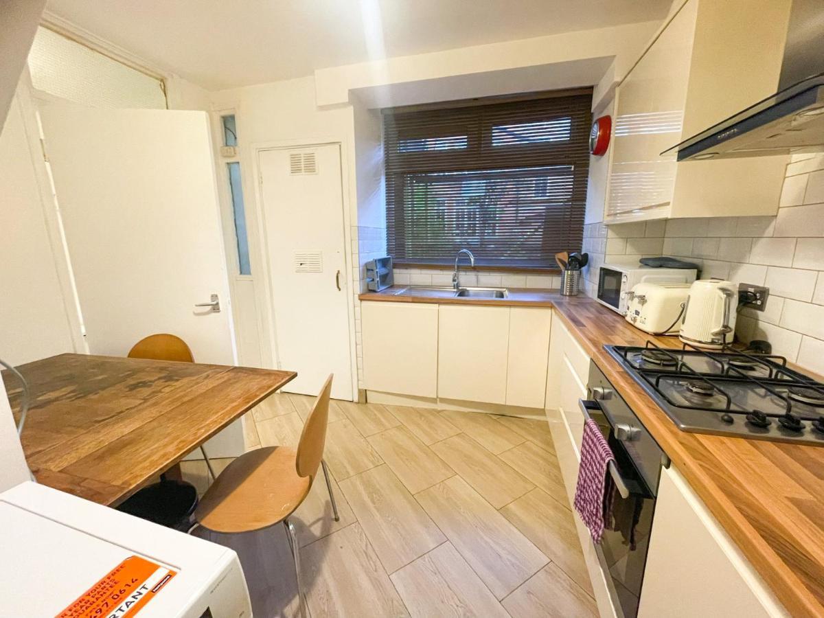 Flat 4, Kingsbury House