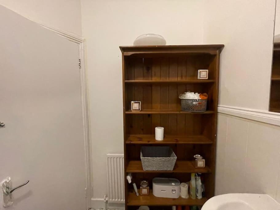 Apartment Ground Floor 2 Bed Flat With Garden North