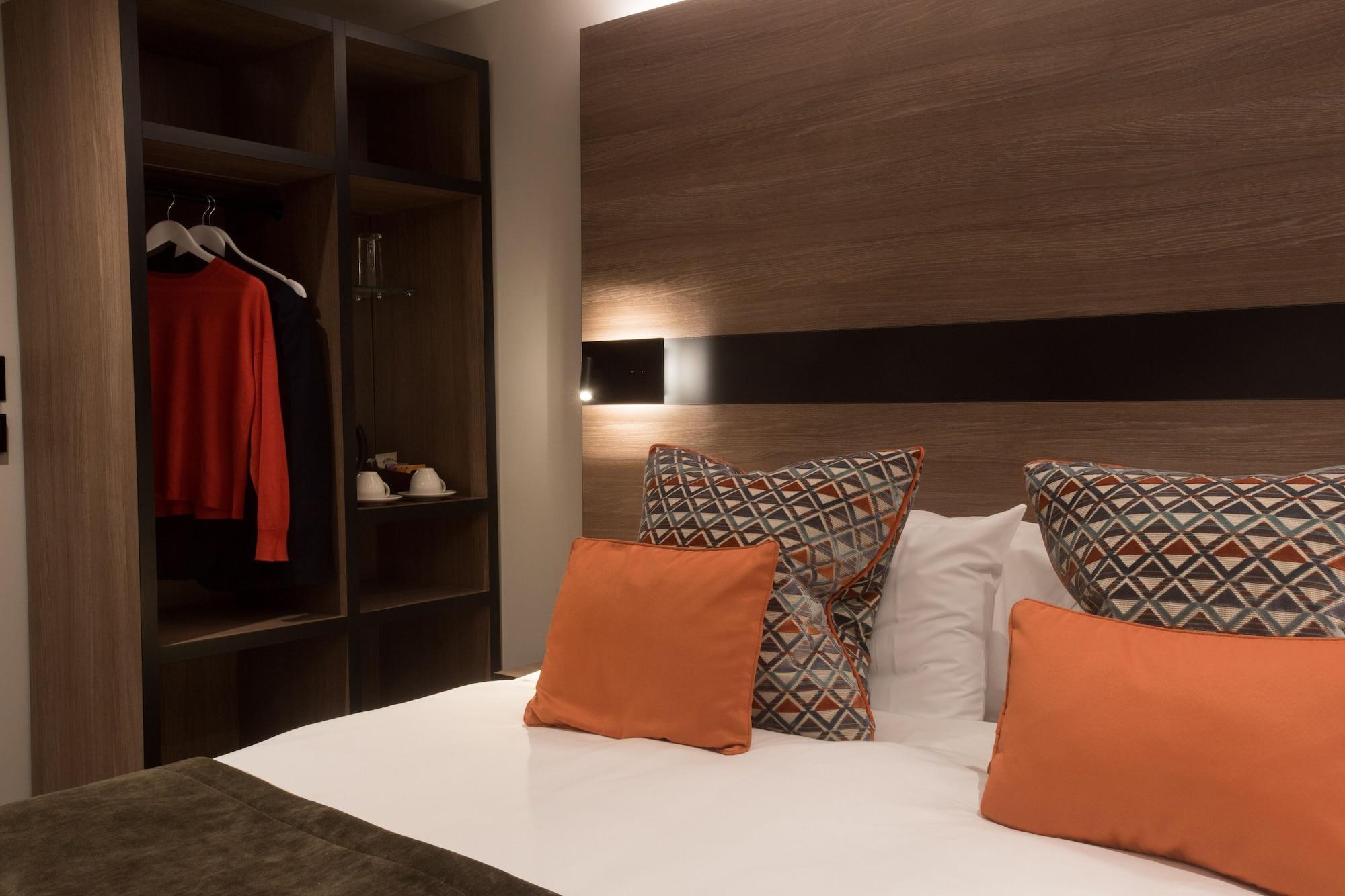 Oxford Hotel London