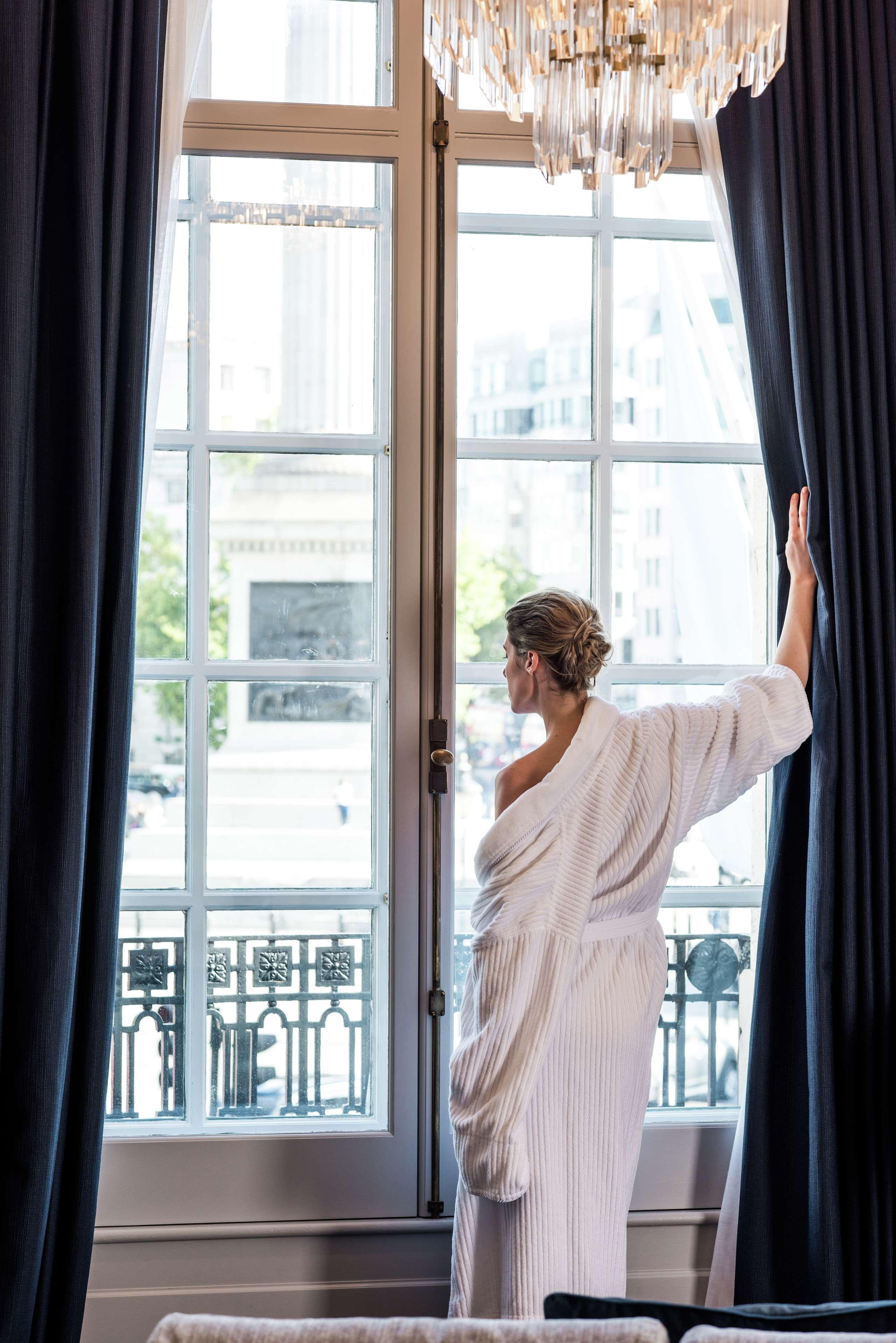 Hotel The Trafalgar St. James, Curio Collection By Hilton