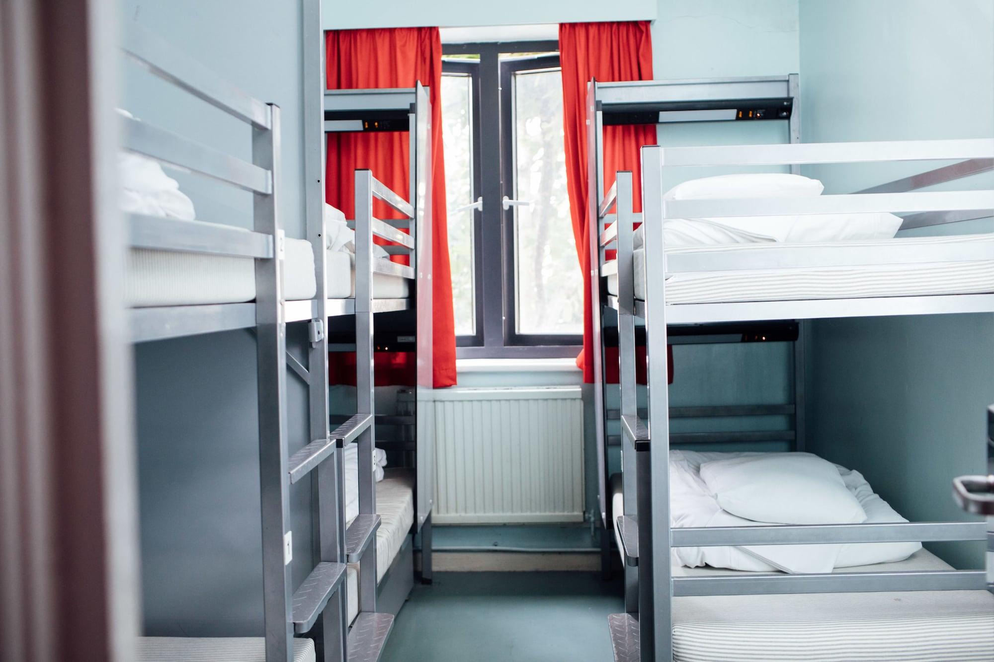 Clink261 Hostel *