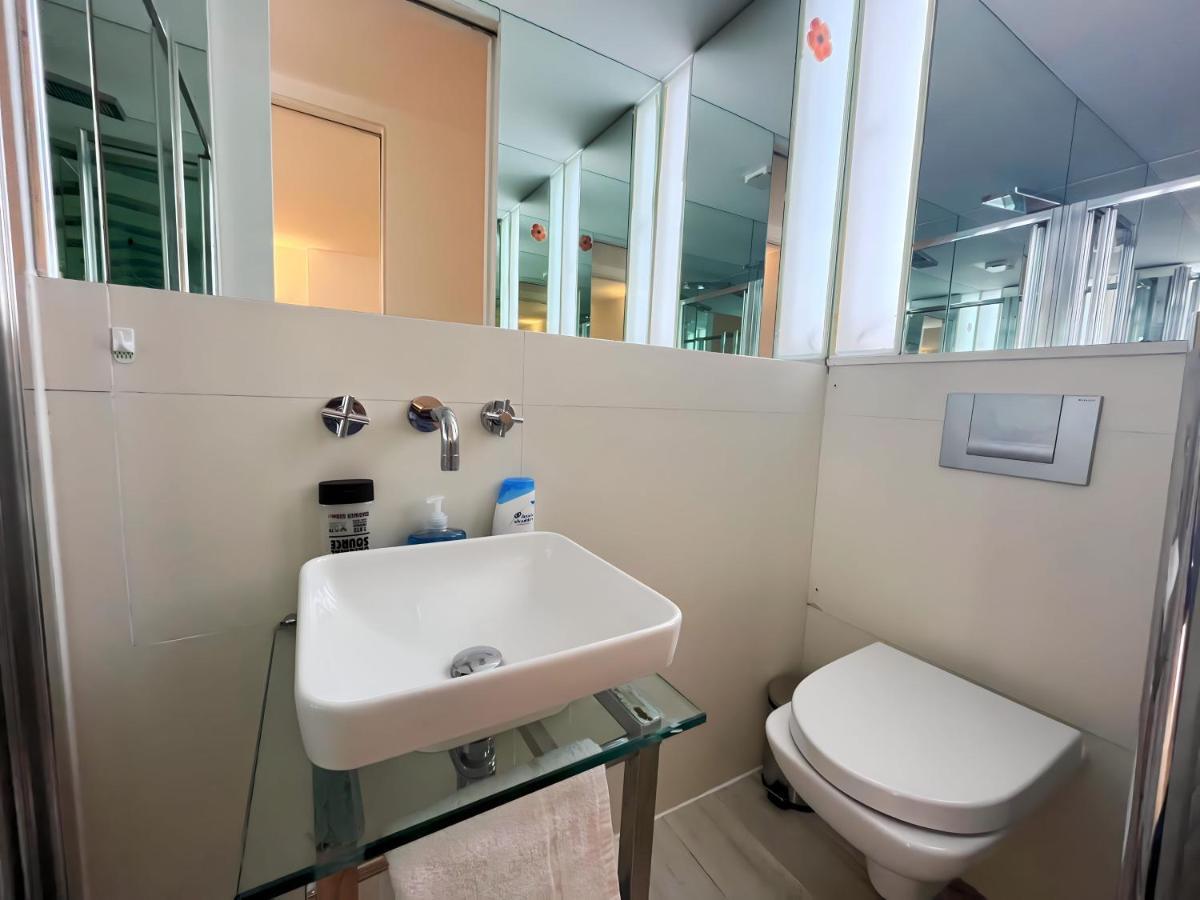 Apartment Hyde Park Two Bedroom London