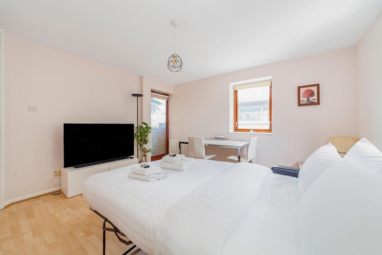 Lovely In Tower Hill, Fantastic Location * London