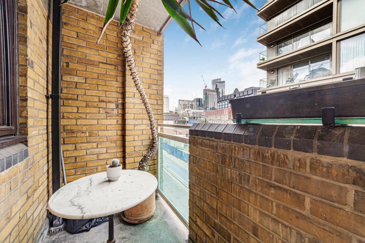 Lovely In Tower Hill, Fantastic Location London