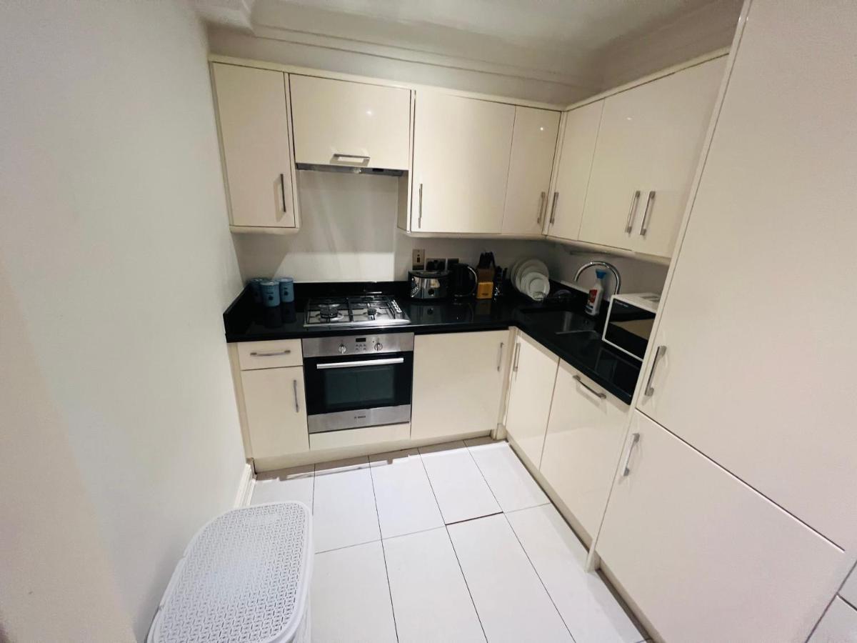 Luxurious 2 Bedroom In Central *