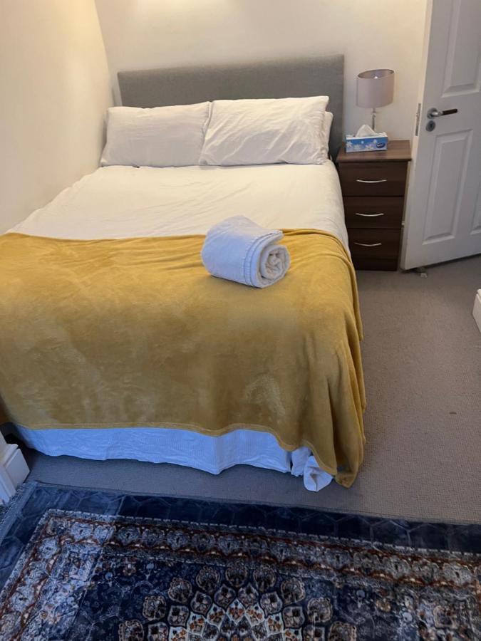 Luxurious 2 Bedroom In Central Apartment London